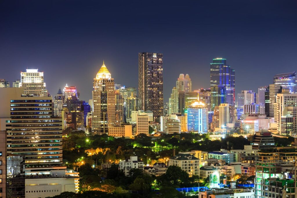 Explore Bangkok’s Vibrant Nightlife: Top Places to Visit After Dark